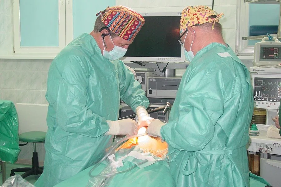 В областной больнице с лишним весом пациентов борются с помощью бариатрических операций