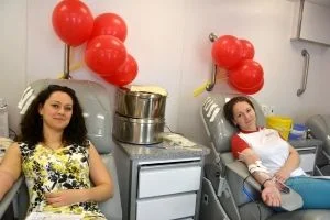 7 мая в честь 70-летия Победы в Великой Отечественной войне при поддержке администрации МО «Гвардейский городской округ» состоялась донорская акция «Во имя жизни» 7 мая в честь 70-летия Победы в Великой Отечественной войне при поддержке администрации МО «Гвардейский городской округ» состоялась донорская акция «Во имя жизни»