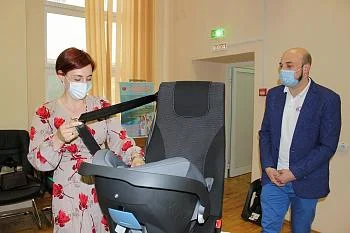 Пациенток Регионального перинатального центра будут обучать безопасной перевозке детей в автомобиле