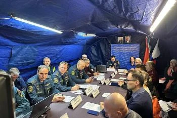 Калининградские медики приняли участие в совместных учениях с сотрудниками МЧС  Калининградские медики приняли участие в совместных учениях с сотрудниками МЧС